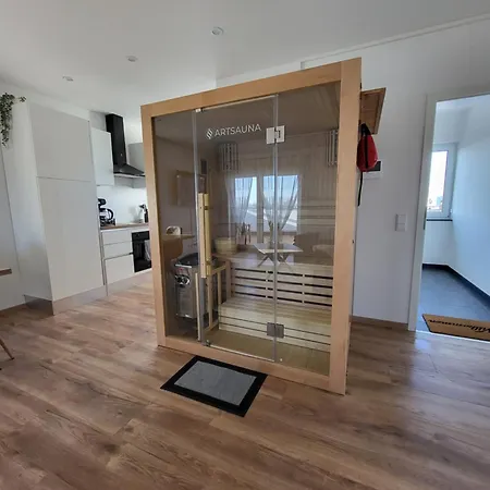 Nia Mit Sauna Und Whirlpool Apartment *