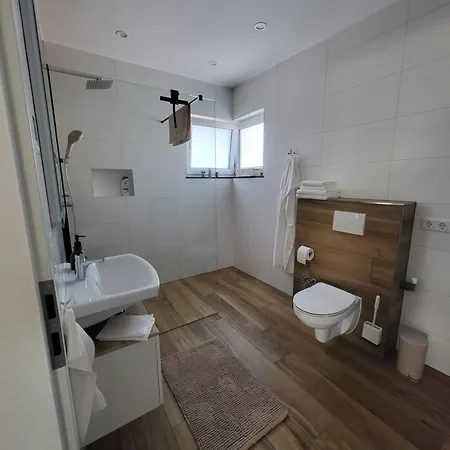 Apartment Nia Mit Sauna Und Whirlpool Euskirchen