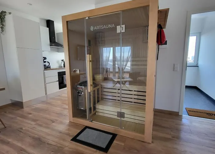 Nia Mit Sauna Und Whirlpool Appartement *