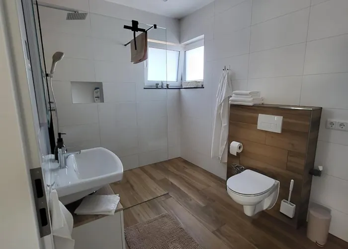 Appartement Nia Mit Sauna Und Whirlpool Euskirchen