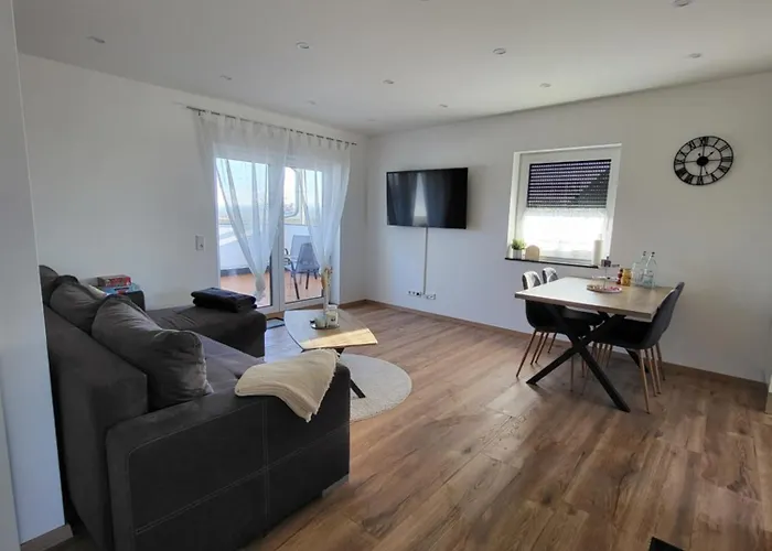 Nia Mit Sauna Und Whirlpool *